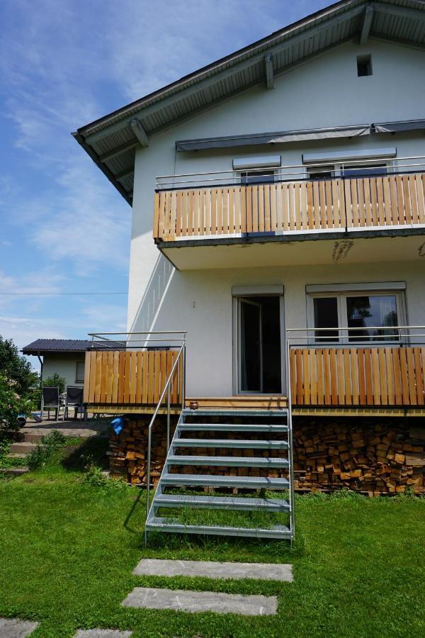 Wohnung Erdgeschoss Mit 3 Schlafzimmer In Ruhiger Gegend Mader المظهر الخارجي الصورة
